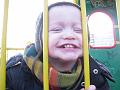 Bartek na placu zabaw 08